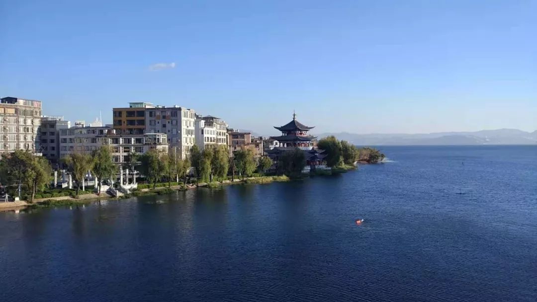 實(shí)時(shí)監(jiān)控、全部自動(dòng)化測(cè)試，科學(xué)治湖又有了新手段，科技感滿(mǎn)滿(mǎn)！