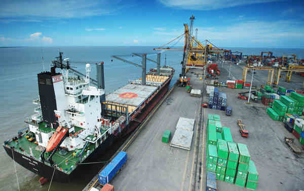 港口碼頭視頻監(jiān)控：熱成像鏡頭焦距大小對雙光譜云臺攝像機監(jiān)控影響大小