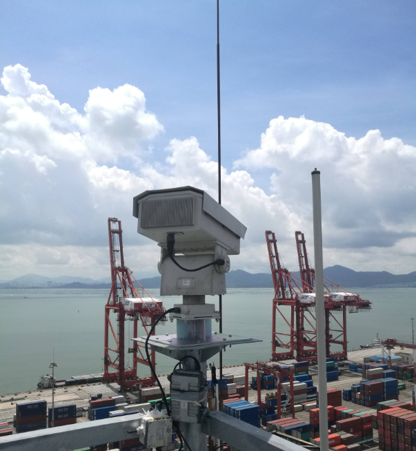 船載監(jiān)控云臺(tái)攝像機(jī)